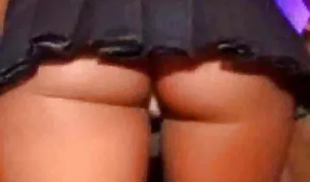 آماتور - نوجوان Cutie و بالغ لزبین فیلم سینمایی سکس رایگان StrapOn لعنتی