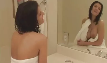 Cam2Cam با گشودن Pussy 5.mp40b در انتظار دانلود رایگان فیلم س بارگذاری
