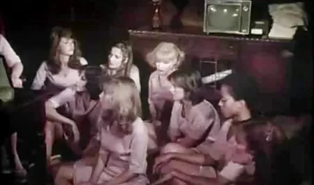 مادر بر فیلم سینمایی رایگان سکسی پسر تسلط دارد