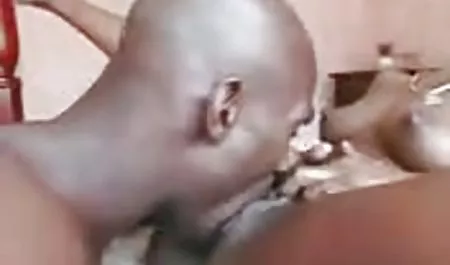 MILF سبزه Busty پسر استخر را منفجر می فیلم سینمایی رایگان سکسی کند